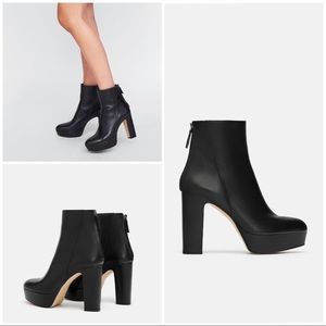 poshmark platform boots